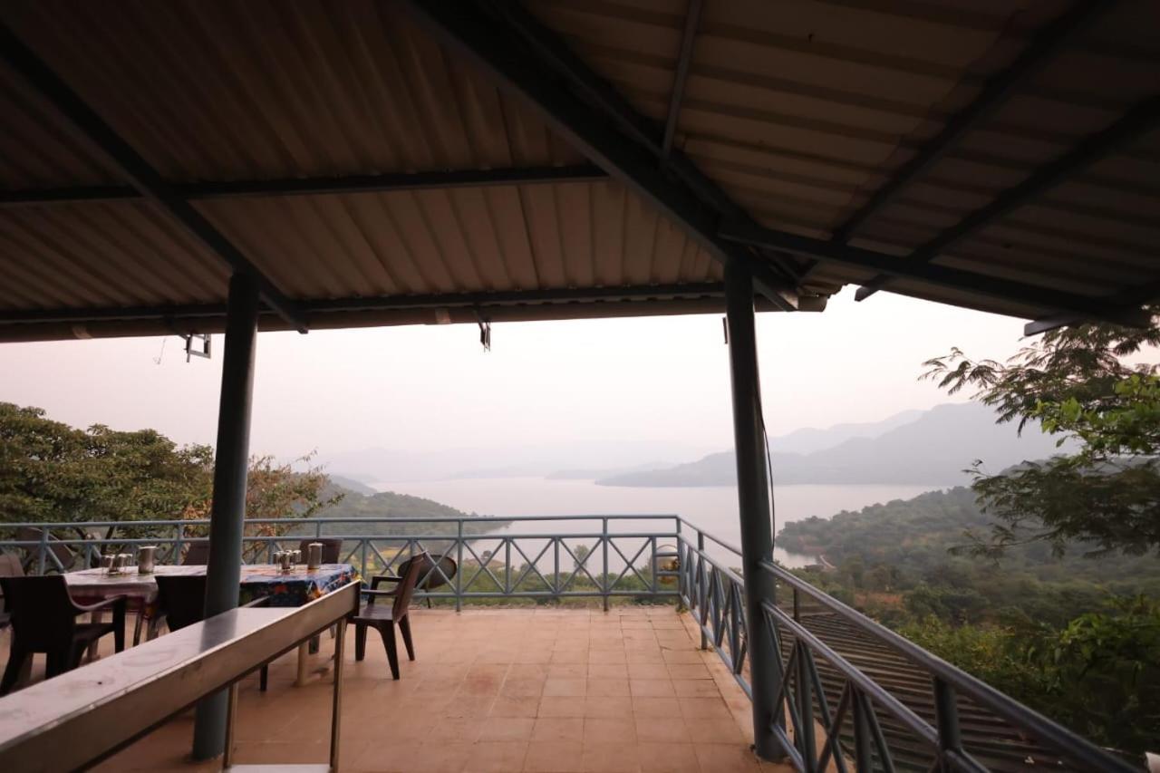 Bed and Breakfast Nisarg Farm Mulshi Екстер'єр фото