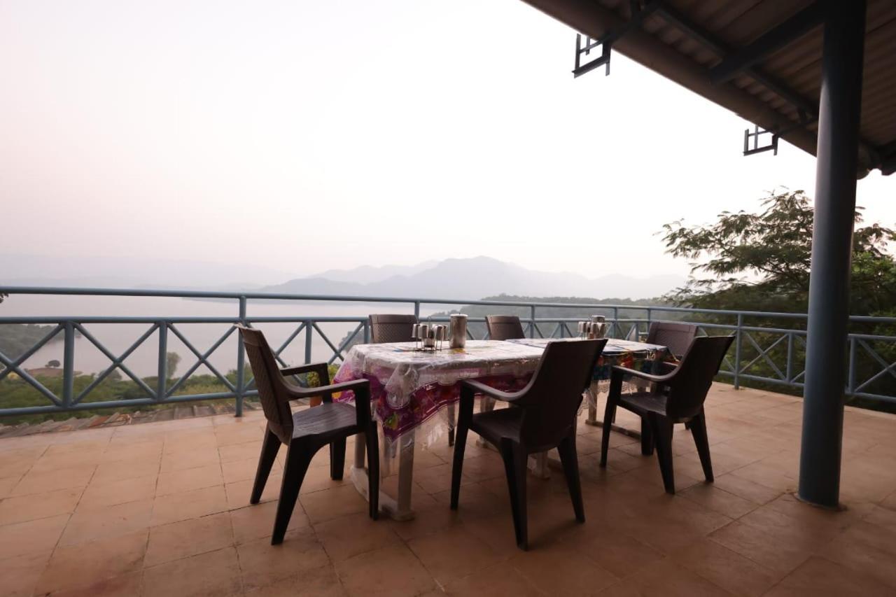 Bed and Breakfast Nisarg Farm Mulshi Екстер'єр фото